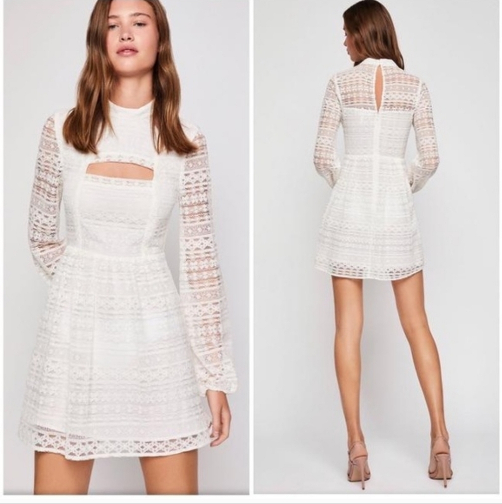 NWT BCBGeneration White Lace Mini Dress Peak A Boo Long Sleeve Size 8 Runs Small